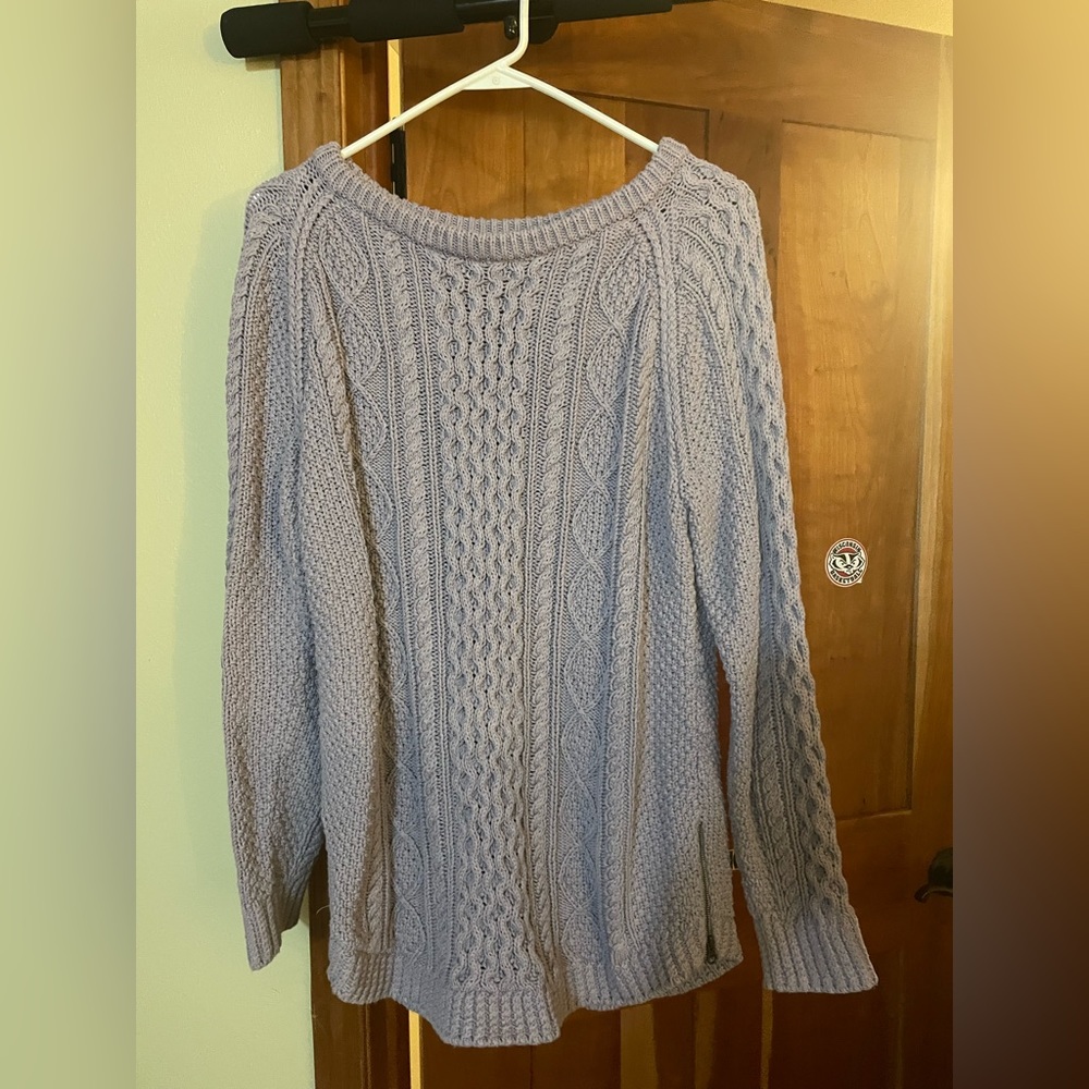 LL Bean Women’s Fisherman Sweater, lilac color, very good condition